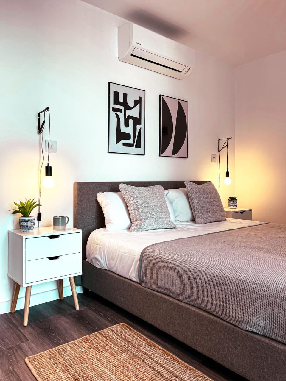 Modern Luxe Pad with Free Parking! Apartment in Brentford