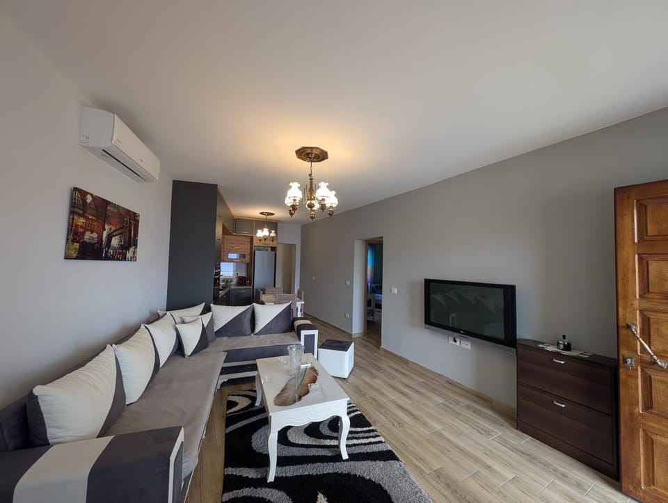 Living room, kitchen