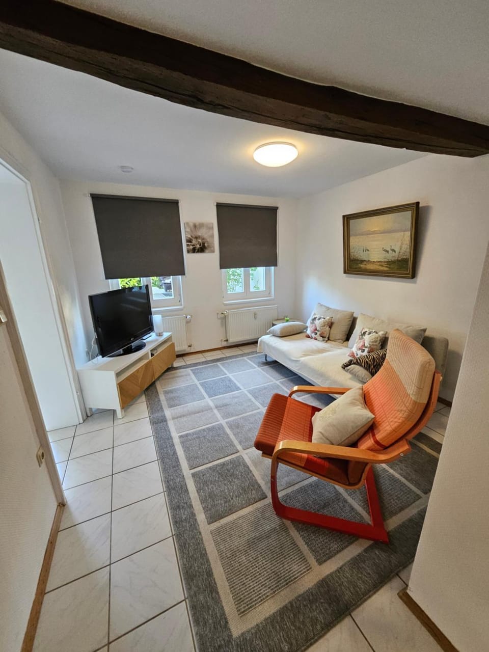 TV and multimedia, Living room, Evening entertainment