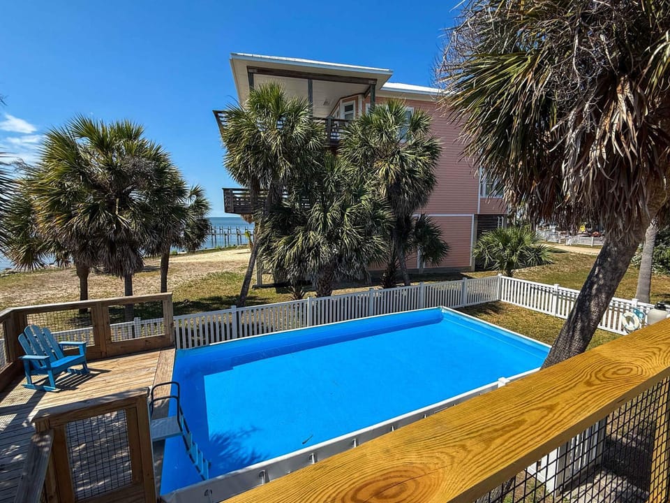 Spacious house- Deep Water Dock Pool Golf Cart Rental available House in Saint George Island