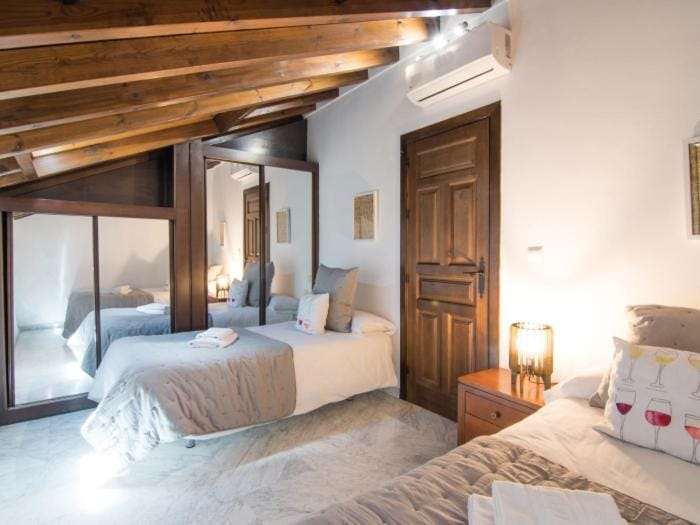 Apartamentos Granada Centro Apartment in Granada