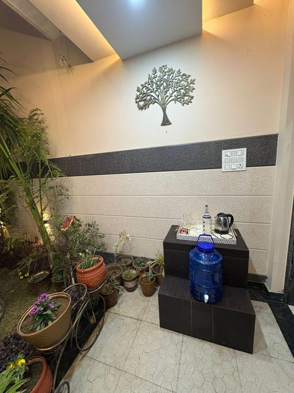 Luxurious 3BHK Garden Villa At Prime Location Hotel in Uttar Pradesh