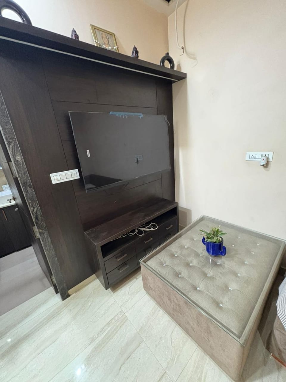 Luxurious 3BHK Garden Villa At Prime Location Hotel in Uttar Pradesh