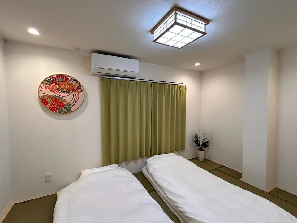 Askusa住吉館 浅草近く畳の和室家族やグループにぴったりの部屋上野秋葉原銀座六本木駅直通 Apartment in Japan