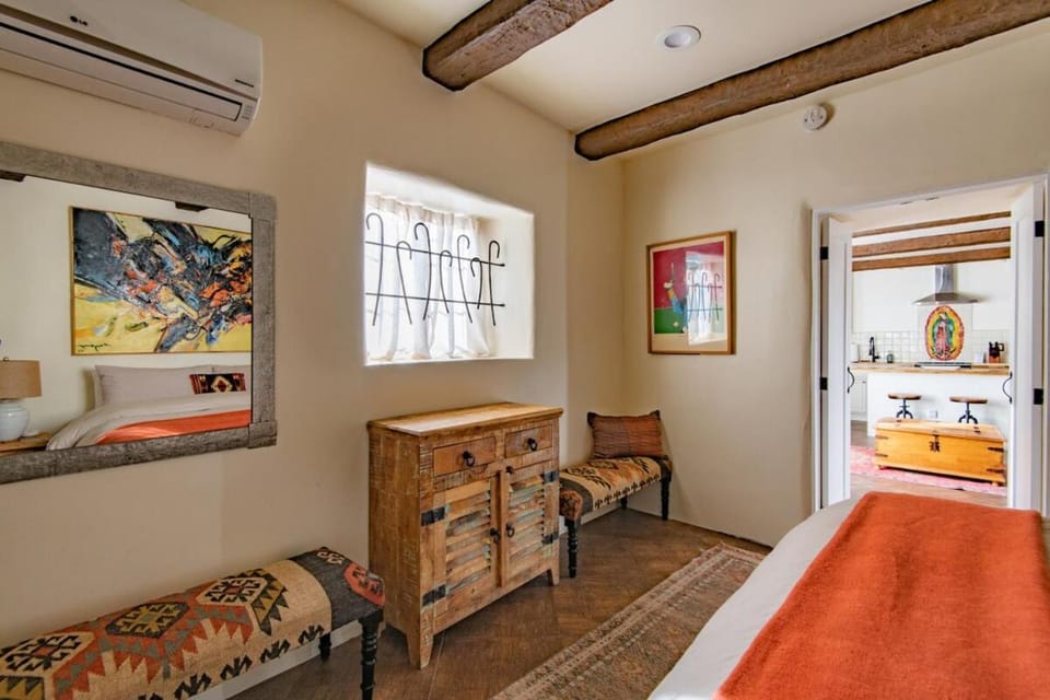 Bed, Bedroom, air conditioner