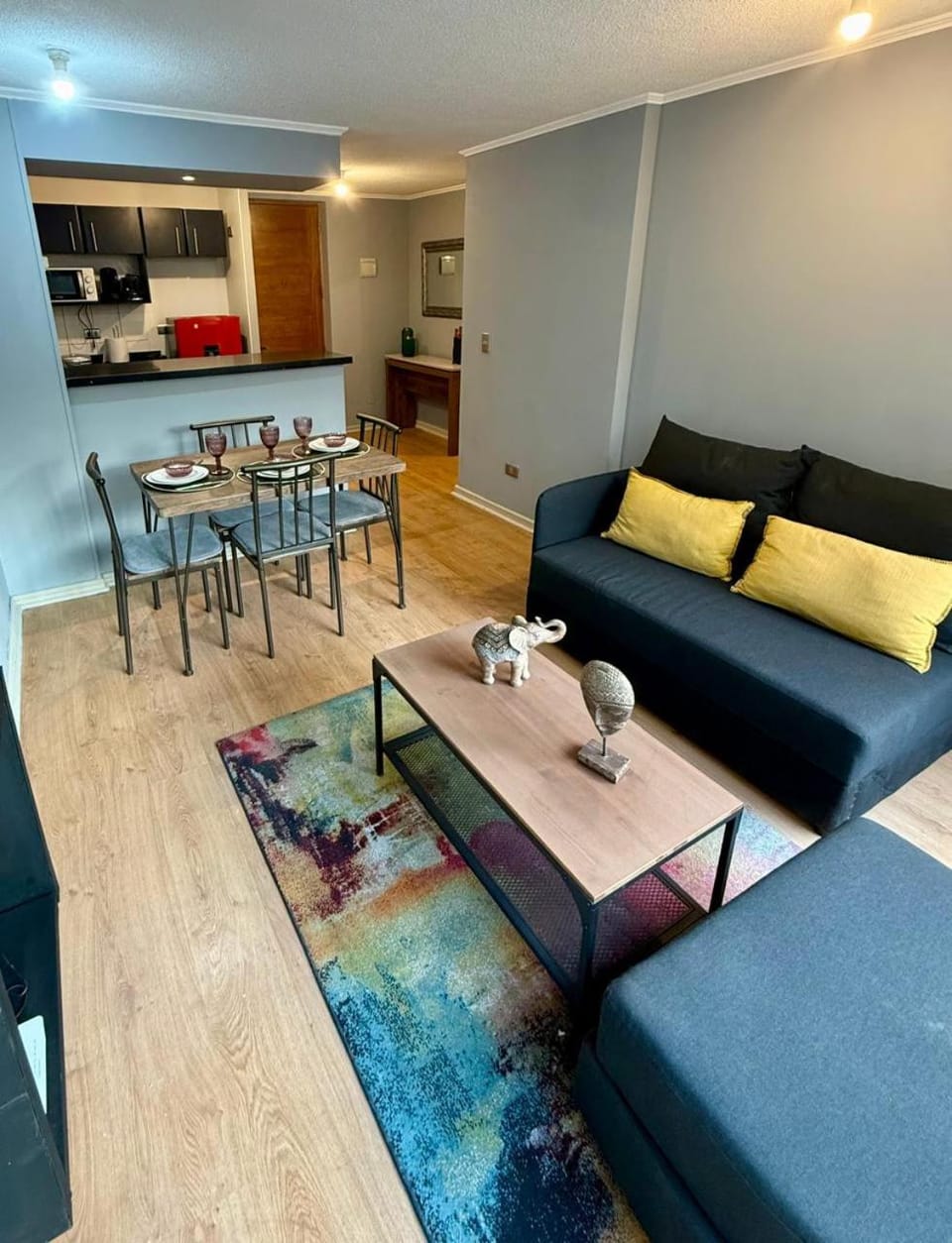 Living room, Dining area