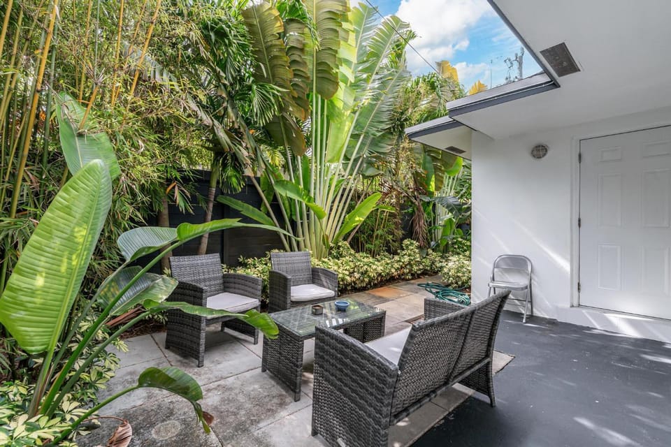 Patio, Balcony/Terrace