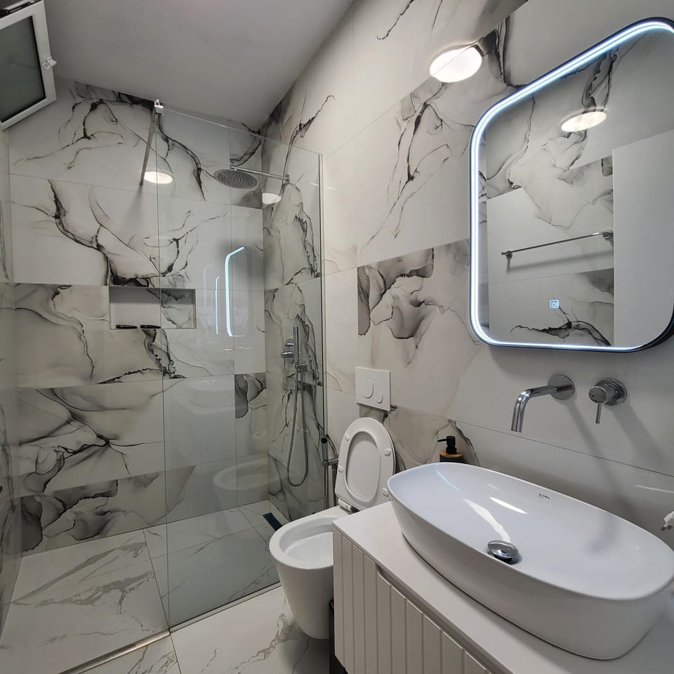 Sunset Boulevard Rooms Bed and Breakfast in Vlorë County, Albania