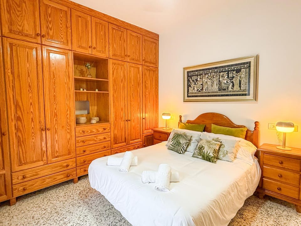 Bed, Bedroom, wardrobe