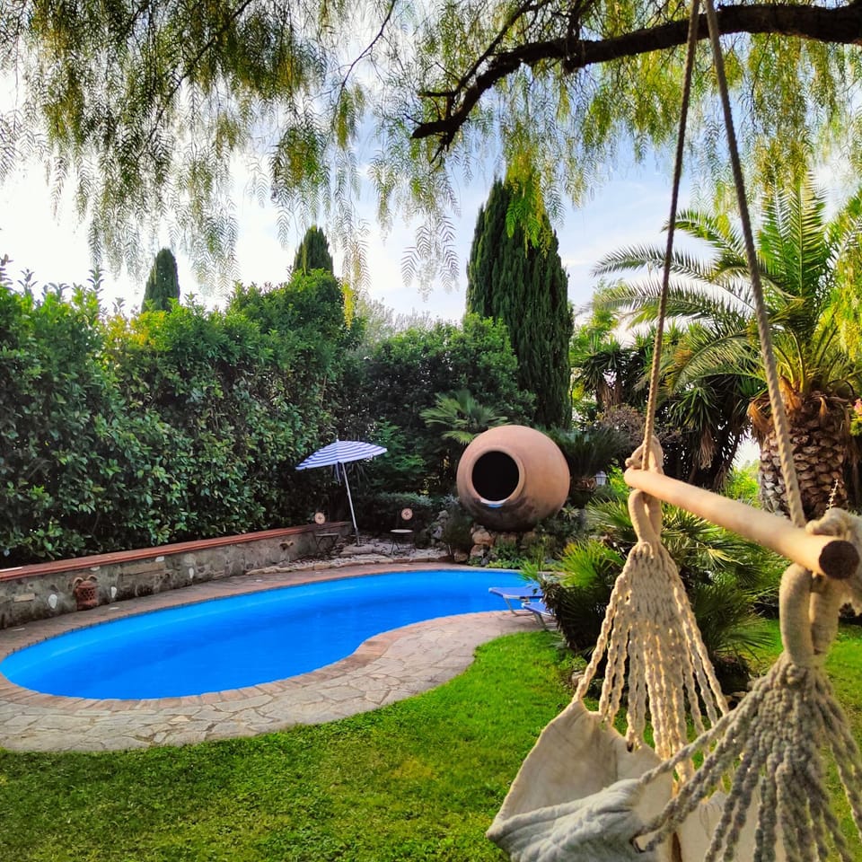 Casale dei Villa villa with pool and private parking Vacation rental in Rome