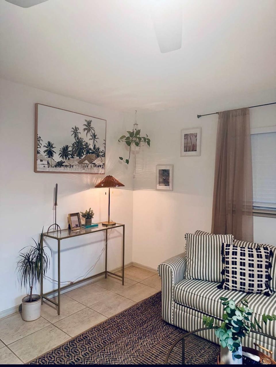 Coastal Pool Bungalow - 15 Mins to Famous Beaches House in Sarasota