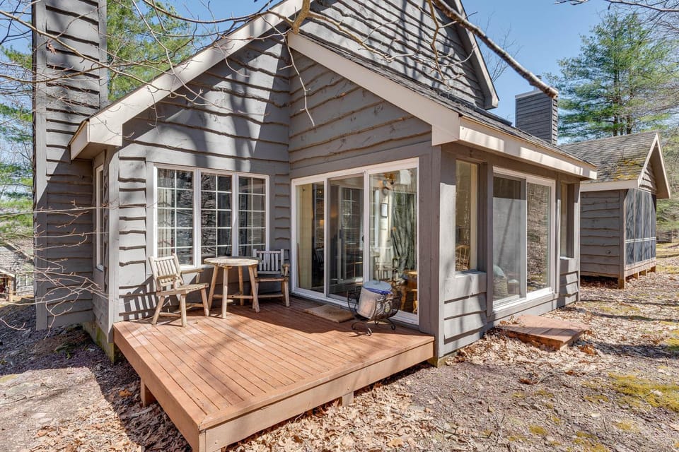 Access to Jack Frost Ski Resort: Home w/ Hot Tub House in Kidder Township
