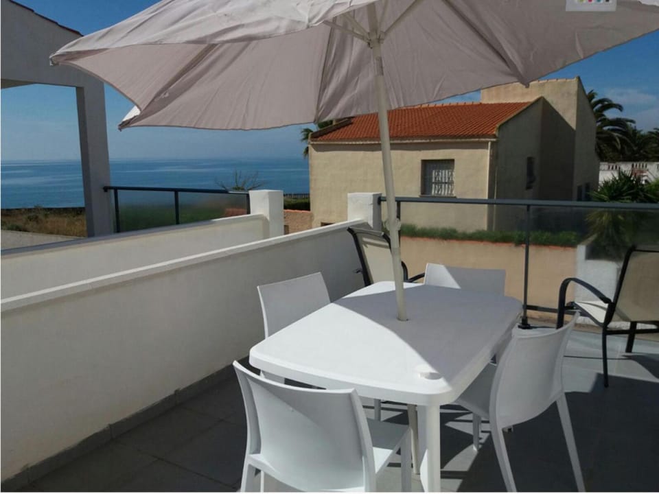 View (from property/room), Balcony/Terrace, Sea view