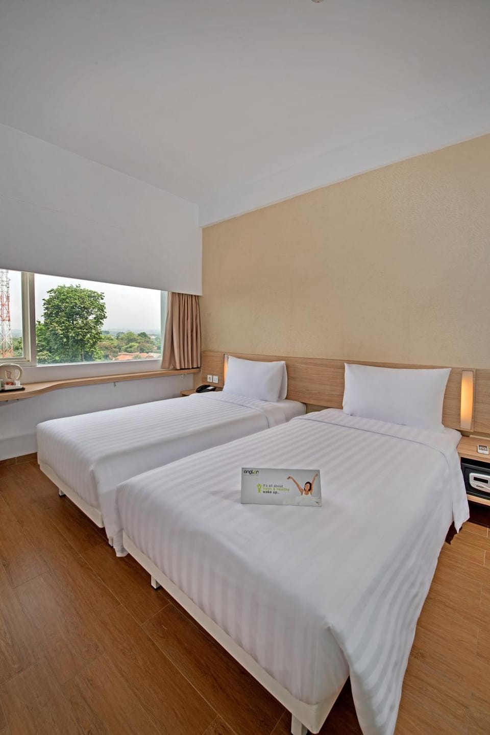 Bedroom, bunk bed