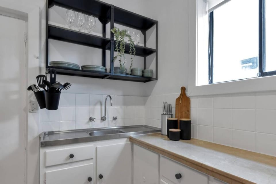 Minutes from the beach Glenelg Apartment in Adelaide