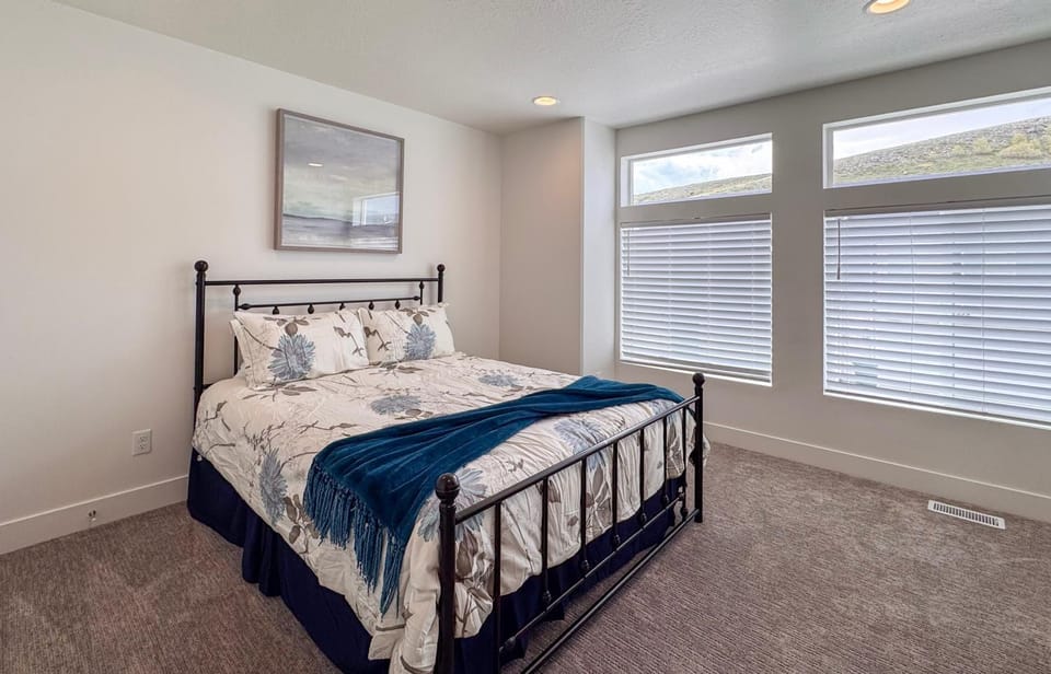 New Listing Blue Lake Haven House in Garden City