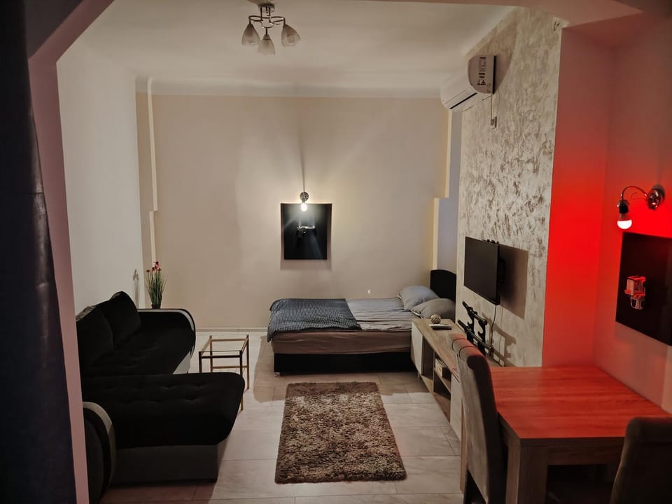 Pablo MovieSTAR Apartment in Belgrade