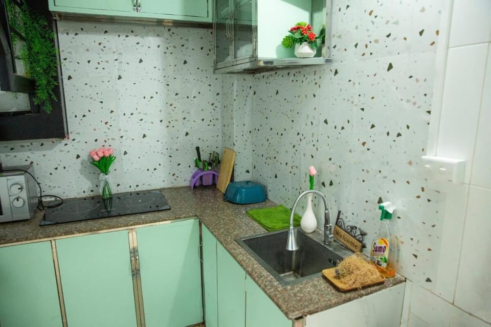 Cozy2 Entire house in Hoan Kiem 4 beds Apartment in Hanoi