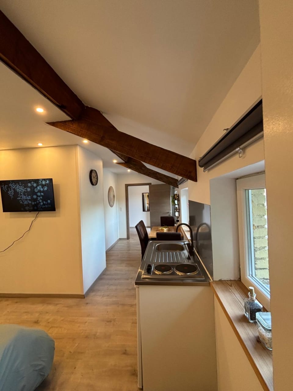 TV and multimedia, Kitchen or kitchenette