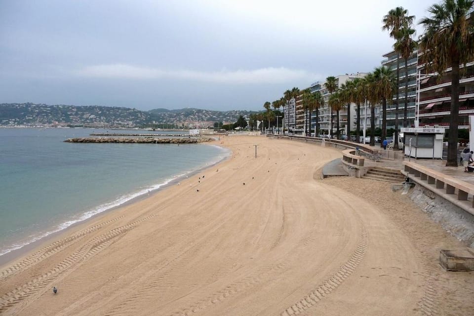 Cozy Studio in Juan les Pins 700m from Beach Apartment in Antibes
