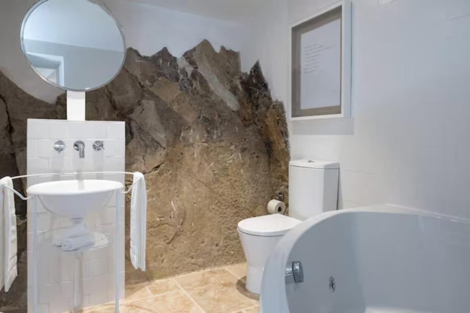 Toilet, Bathroom