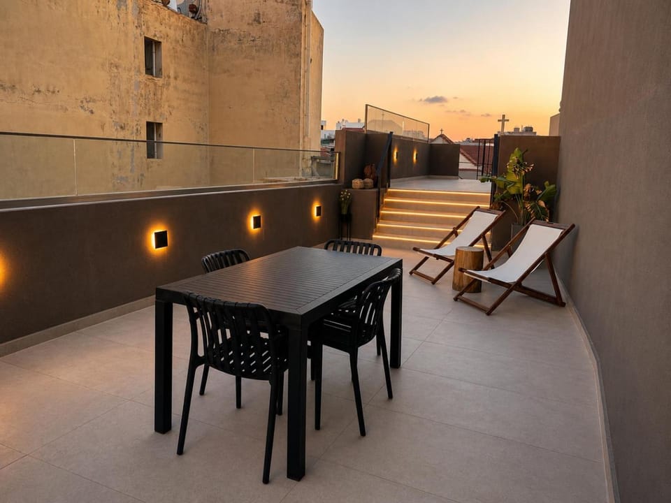 View (from property/room), Balcony/Terrace