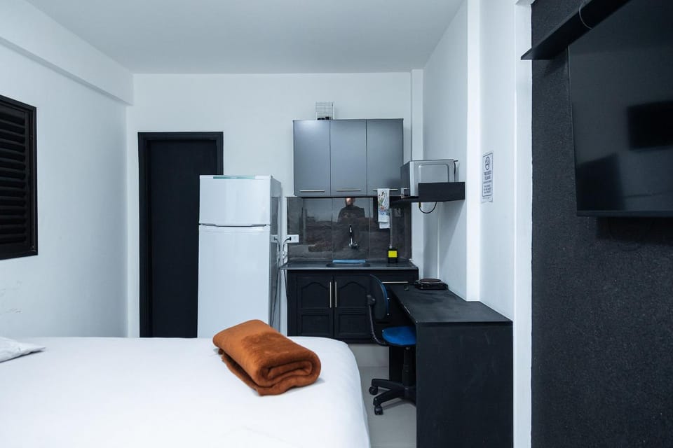 Kitchen or kitchenette, Photo of the whole room, Bedroom