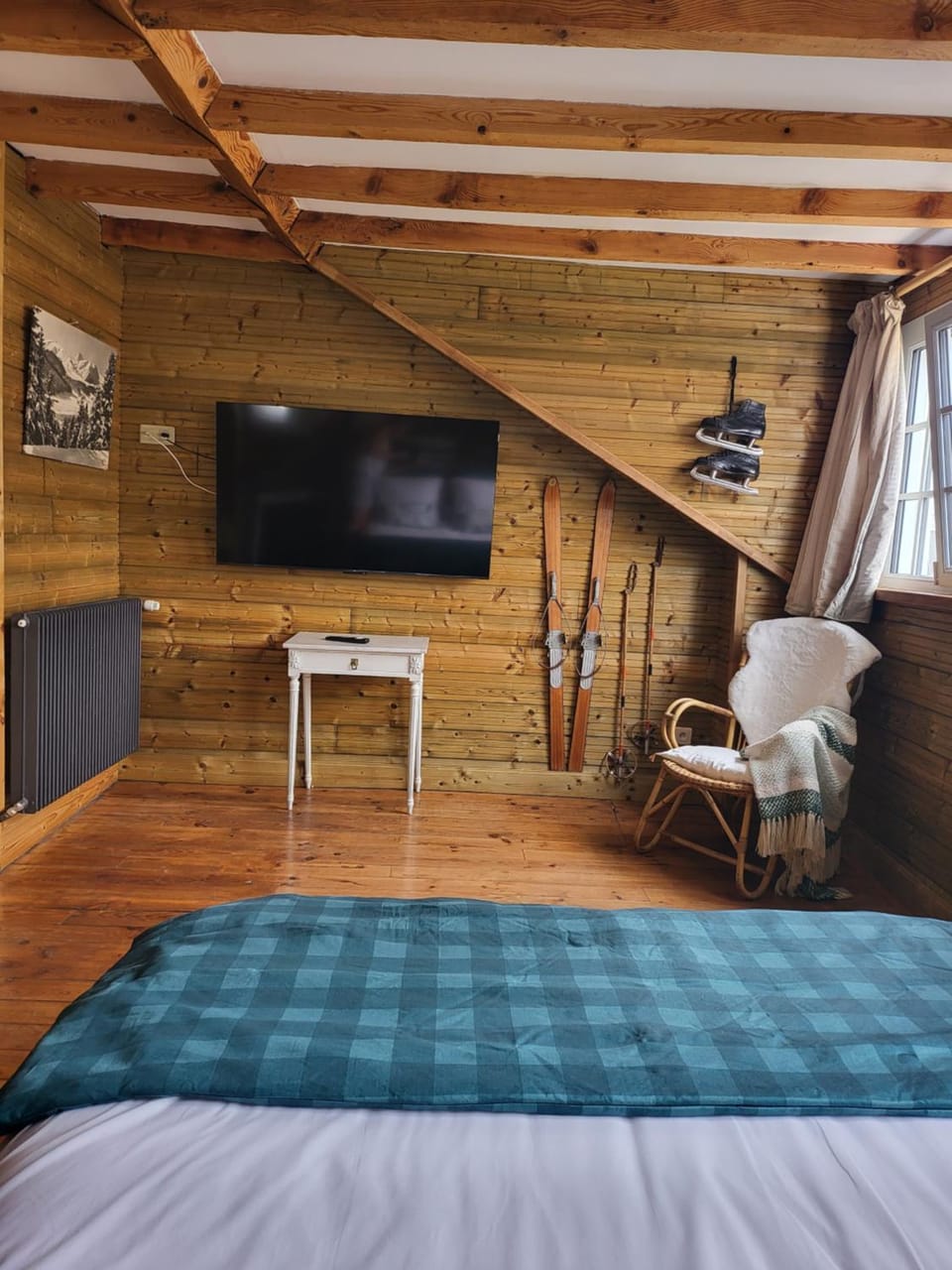 Photo of the whole room