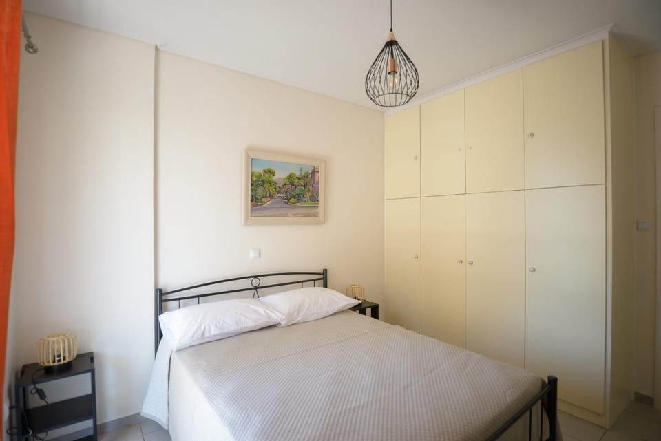DM Apartment 2 - Only 4' from Rafina Port & 2' from the beach Apartment in East Attica Regional Unit, Greece