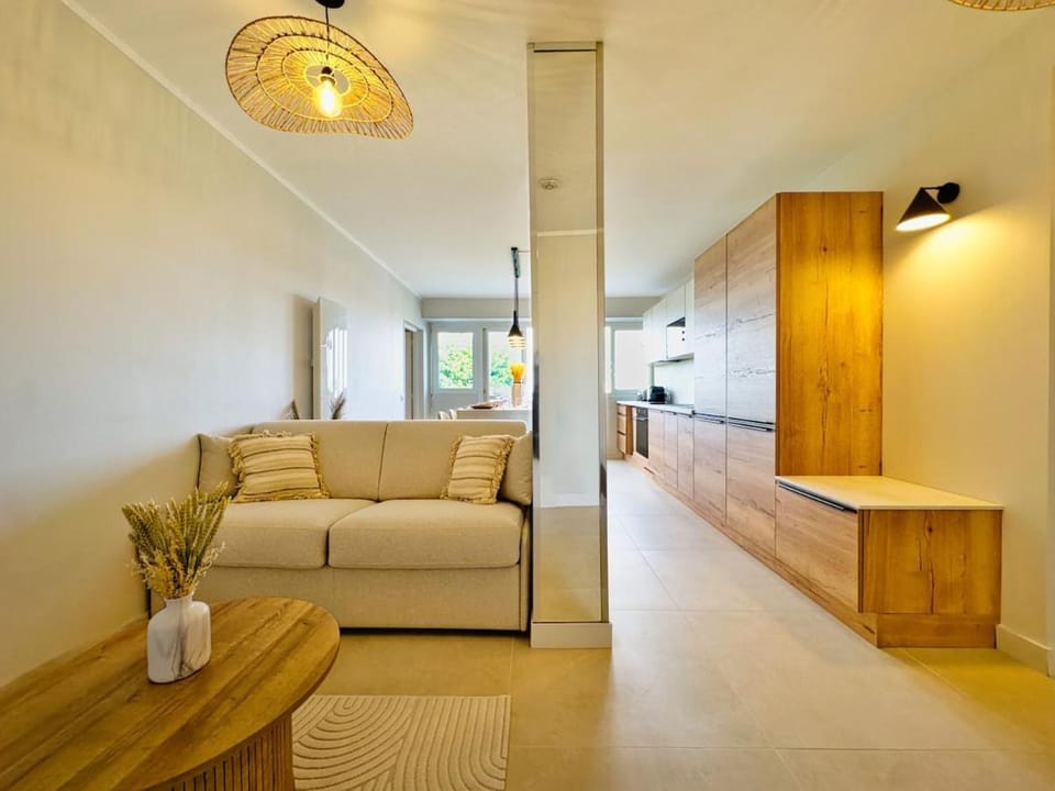 Escapade Rochelaise , 10 min de la mer & parking Apartment in La Rochelle