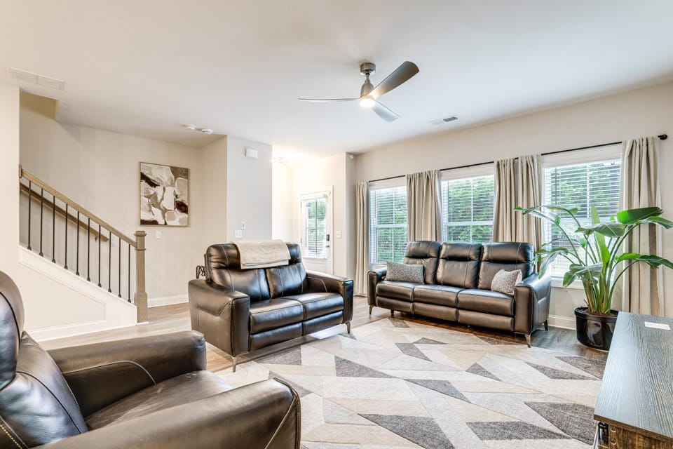 7 Mi to Dtwn: Sleek Retreat in Atlanta! House in Atlanta
