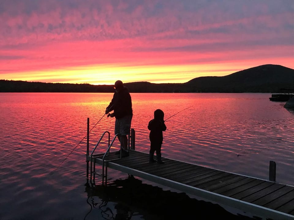 Acadia Sunset Fishing Cabin #3 family beach fire pit Cabin in Sullivan