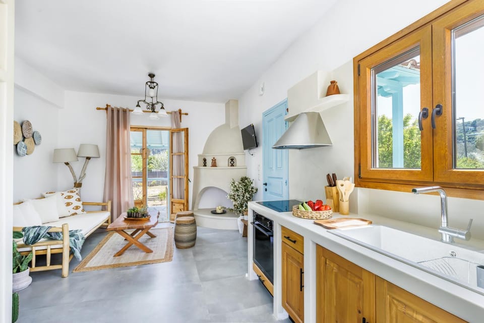 TV and multimedia, Kitchen or kitchenette