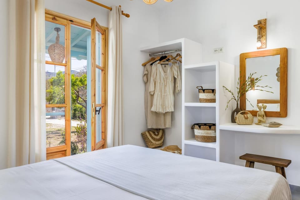 Bed, Bedroom, wardrobe
