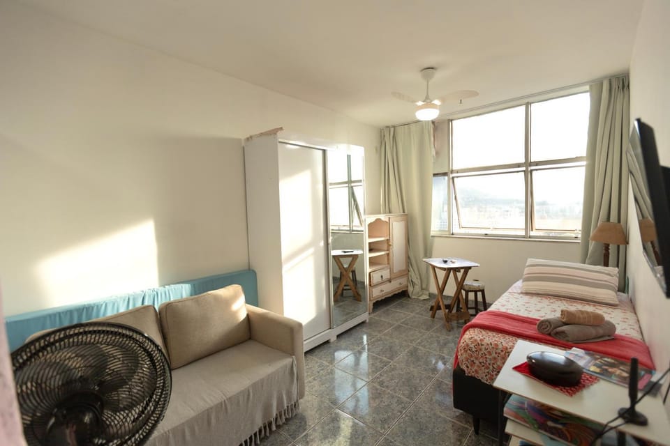 Bed, Living room, wardrobe