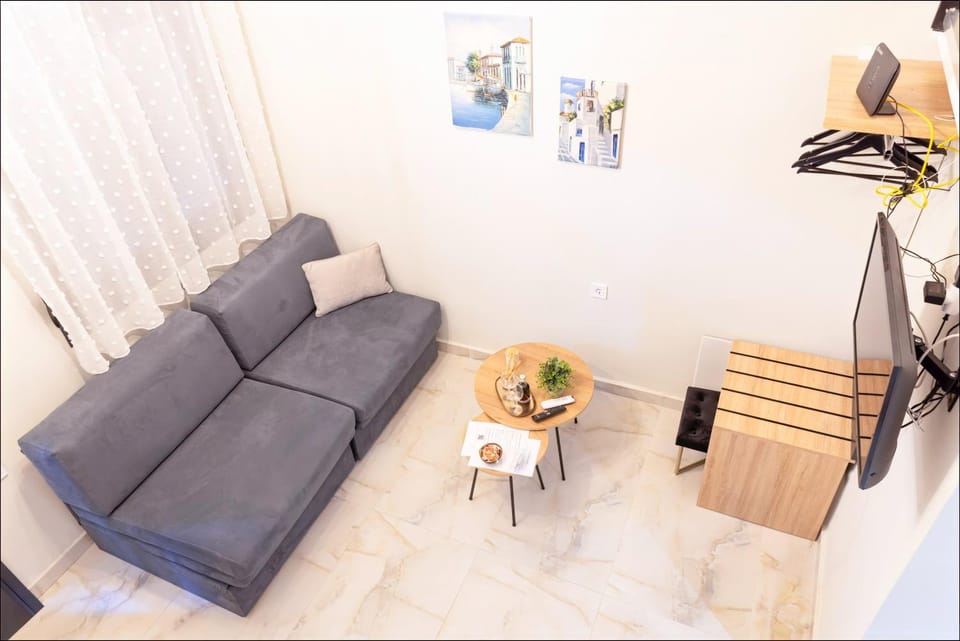 TV and multimedia, Seating area