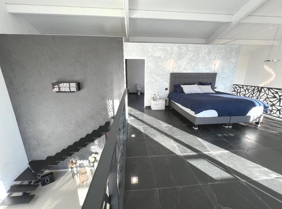 Loft Atypique Beaucaire Apartment in Tarascon