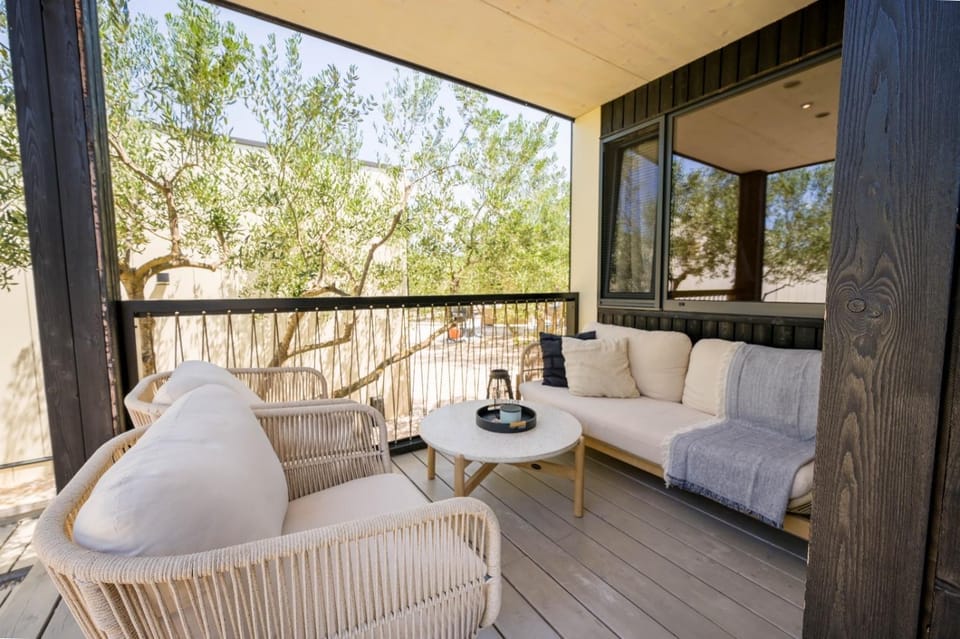 Balcony/Terrace, Seating area