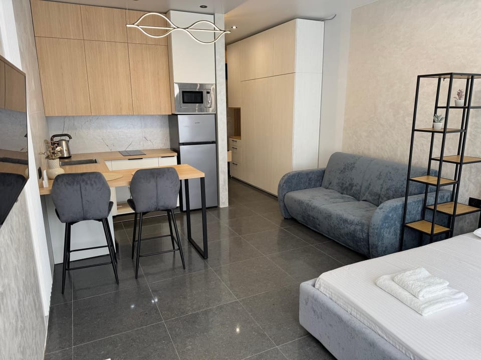 Sky Terrace Odesa Apartmens 3-227 Apartment in Odessa