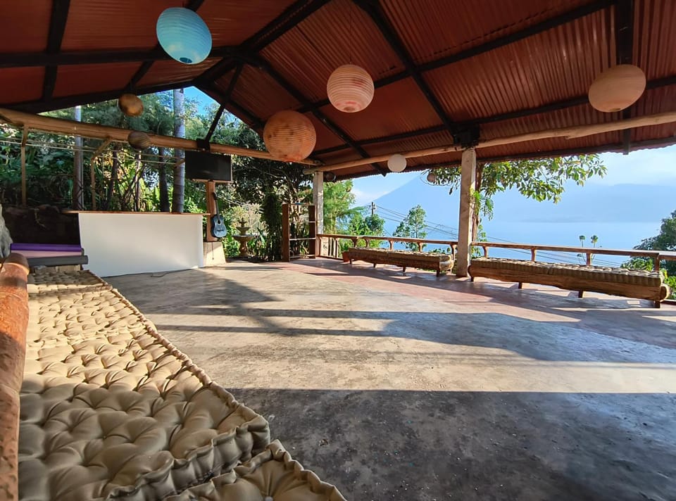 Patio, Day, Natural landscape, Garden, View (from property/room), Balcony/Terrace