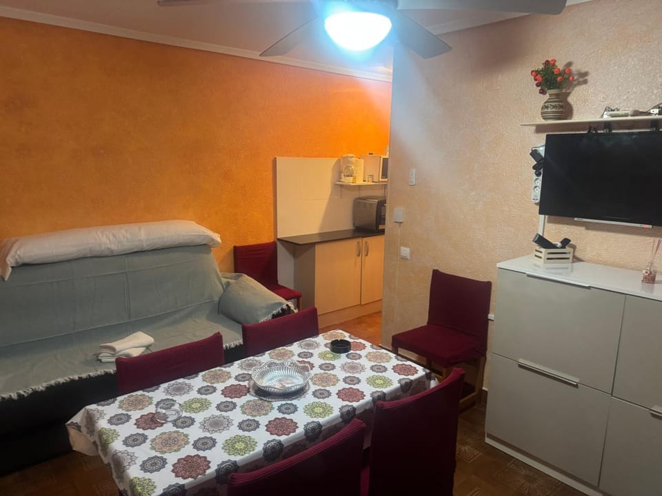 TV and multimedia, Lounge or bar