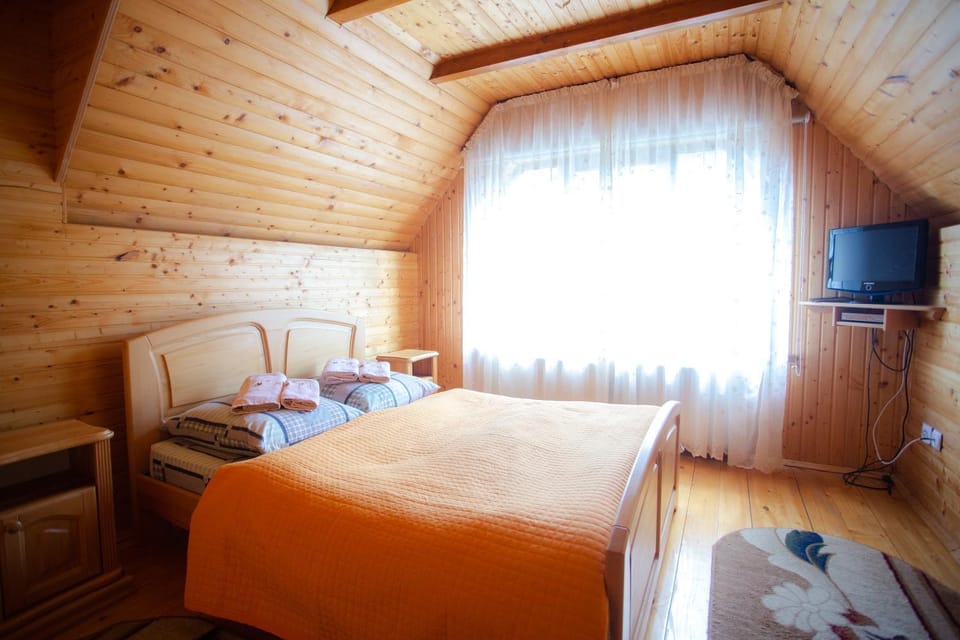 Bed, Photo of the whole room