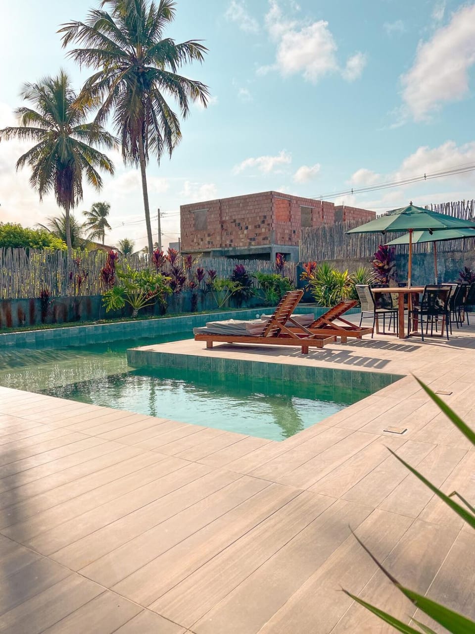 Day, Pool view, Swimming pool, sunbed