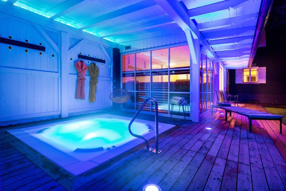 Garden, Swimming pool