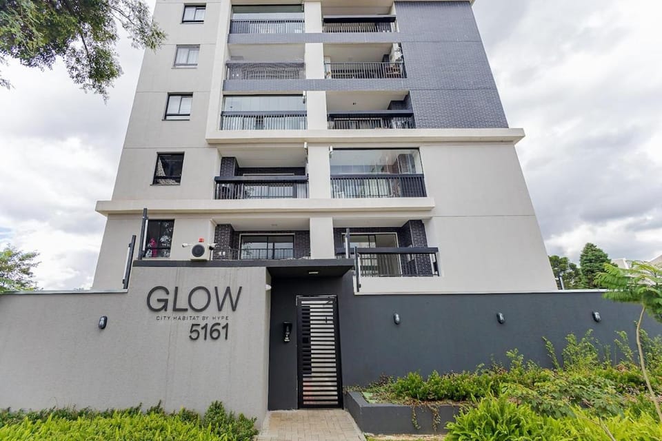 Executivo próximo ao Portão, Shopping Palladium e Cidade Industrial - GLOW 1 SUÍTE Apartment in Curitiba