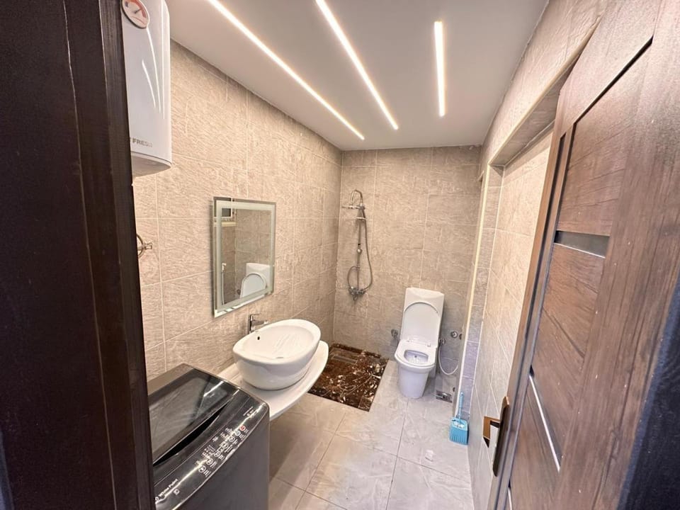 شقه فندقيه المهندسين لبنان Apartment in Egypt