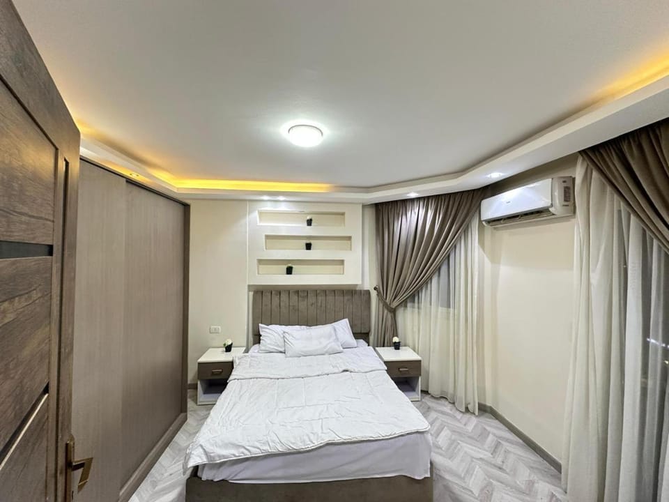 شقه فندقيه المهندسين لبنان Apartment in Egypt