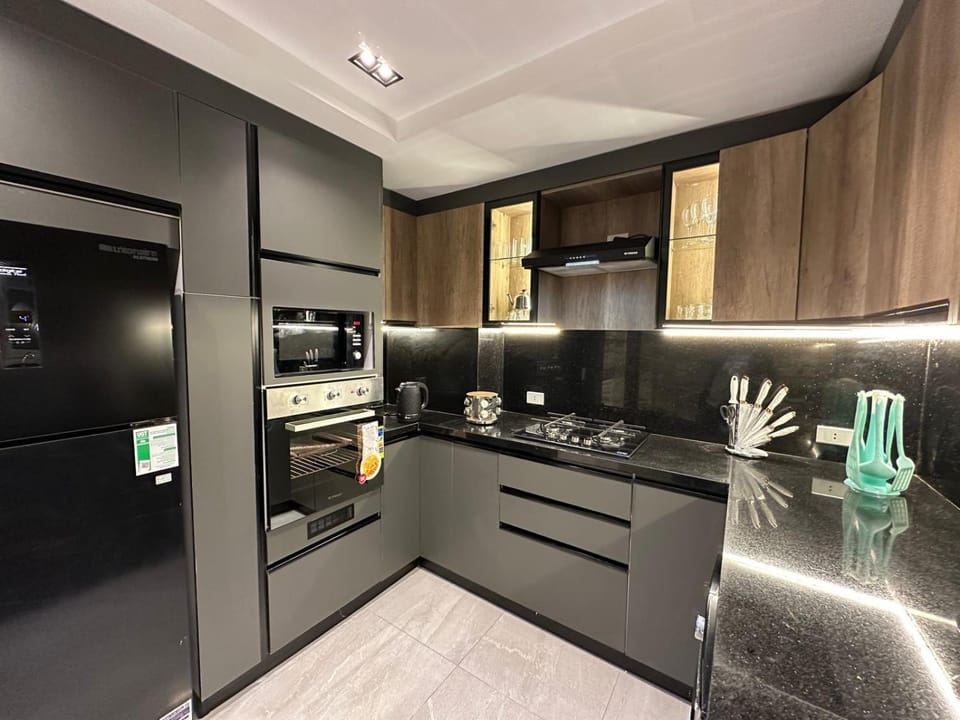 شقه فندقيه المهندسين الدقى مسجد الصحابه Apartment in Egypt