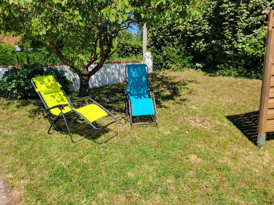 Maisonnette à Barbâtre près plage, 4 pers., terrasse, parking - FR-1-823-156 House in Pays de la Loire