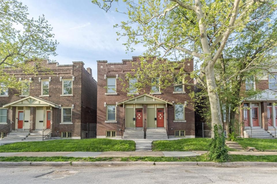 Ann Avenue Modern 3BR Home, Near Downtown with Free Parking House in Saint Louis